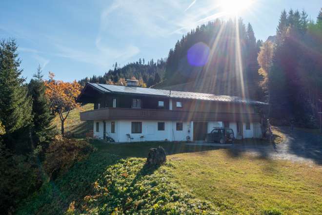 Rarität: urige Alm an der Schiabfahrt - Freizeitwohnsitz